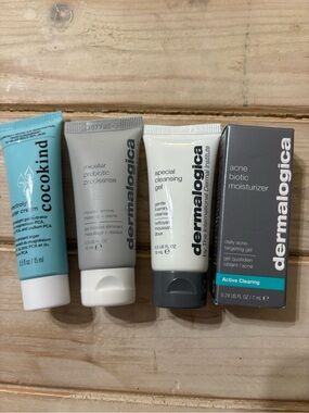 dermalogica Cleansing Gel & Acne Biotic Set (67)